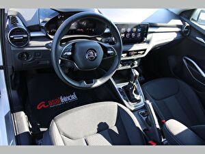 2024 Benzin Otomatik Skoda Fabia Beyaz Asal