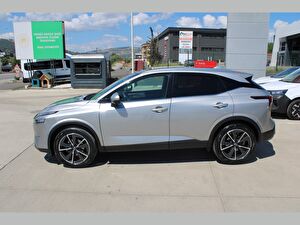 2023 MHEV Otomatik Nissan Qashqai Gri Asal