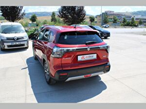 2024 MHEV Otomatik Suzuki S-Cross Kırmızı Asal