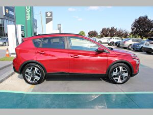 2024 Benzin Otomatik Hyundai Bayon Kırmızı Asal