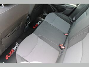 2023 Benzin Manuel Skoda Fabia Mavi Asal