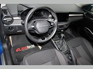 2025 Benzin Otomatik Skoda Fabia Mavi Asal