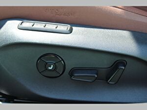 2025 Benzin Otomatik Skoda Superb Mavi Asal