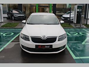 2016 Benzin Otomatik Skoda Octavia Beyaz Asal
