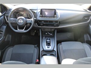 2023 Hybrid Otomatik Nissan Qashqai Beyaz Asal