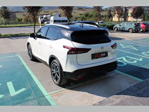 2023 Hybrid Otomatik Nissan Qashqai Beyaz Asal