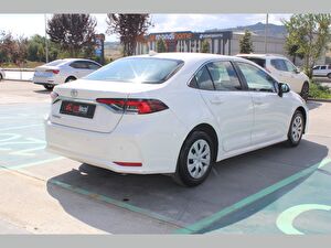 2019 Benzin Otomatik Toyota Corolla Beyaz Asal