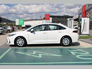 2019 Benzin Otomatik Toyota Corolla Beyaz Asal