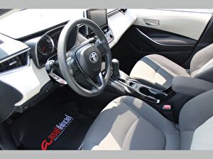 2021 Benzin Otomatik Toyota Corolla Beyaz Asal