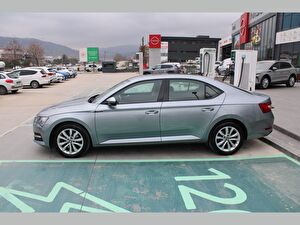 2019 Benzin Manuel Skoda Superb Gri Asal