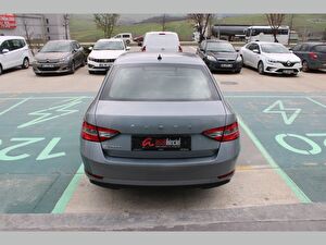 2019 Benzin Manuel Skoda Superb Gri Asal