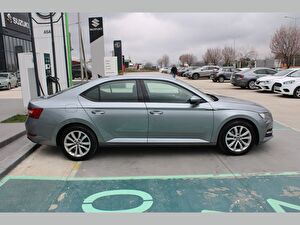 2019 Benzin Manuel Skoda Superb Gri Asal