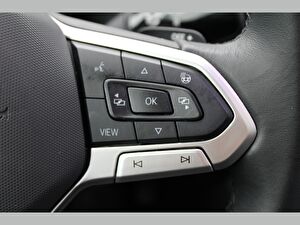 2025 MHEV Otomatik Volkswagen Tiguan Yeşil Asal