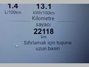 2024 Benzin Otomatik MG EHS Beyaz Asal
