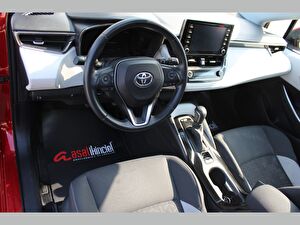 2021 Benzin Otomatik Toyota Corolla Kırmızı Asal