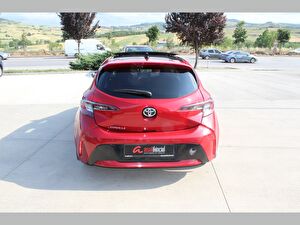 2021 Benzin Otomatik Toyota Corolla Kırmızı Asal