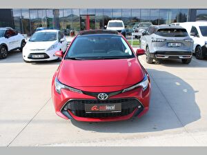 2021 Benzin Otomatik Toyota Corolla Kırmızı Asal