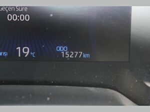 2021 Benzin Otomatik Toyota Corolla Kırmızı Asal