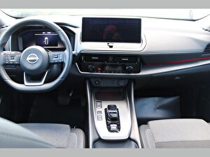 2024 Hybrid Otomatik Nissan Qashqai Kırmızı Asal
