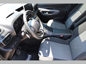2023 Dizel Otomatik Toyota Proace City Gri Asal