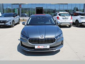 2024 MHEV Otomatik Skoda Superb Gri Asal