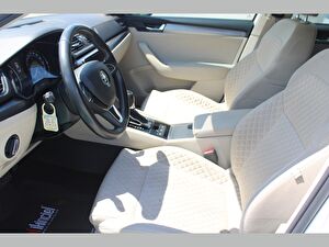 2017 Benzin Otomatik Skoda Superb Beyaz Asal