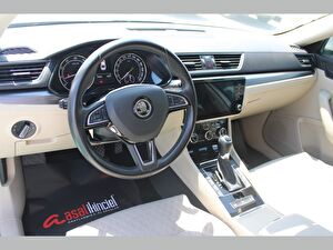 2017 Benzin Otomatik Skoda Superb Beyaz Asal