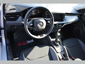 2024 Benzin Otomatik Skoda Scala Gri Asal
