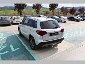 2023 Hybrid Otomatik Suzuki Vitara Gri Asal