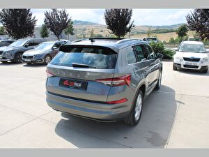 2021 Benzin Otomatik Skoda Kodiaq Gri Asal
