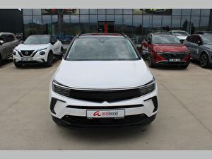 2024 Benzin Otomatik Opel Grandland Beyaz Asal