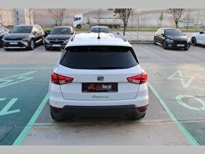 2024 Benzin Otomatik Seat Arona Beyaz Asal