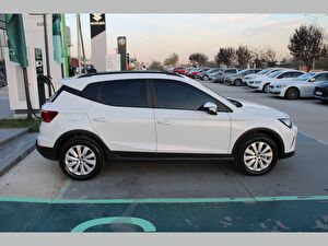 2024 Benzin Otomatik Seat Arona Beyaz Asal
