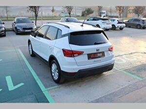 2024 Benzin Otomatik Seat Arona Beyaz Asal