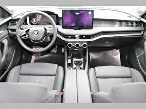 2024 MHEV Otomatik Skoda Superb Gri Asal
