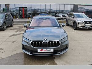 2024 MHEV Otomatik Skoda Superb Gri Asal