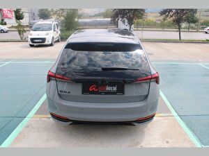 2025 Benzin Otomatik Skoda Scala Gri Asal