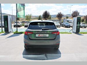 2024 Benzin Otomatik Skoda Fabia Gri Asal