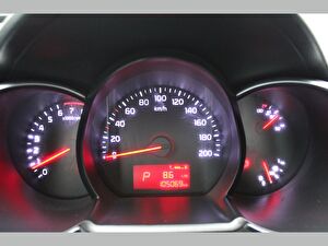 2016 Benzin Otomatik Kia Picanto Kırmızı Asal