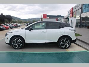 2026 Hybrid Otomatik Nissan Qashqai Beyaz Asal