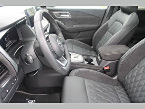 2026 Hybrid Otomatik Nissan Qashqai Beyaz Asal