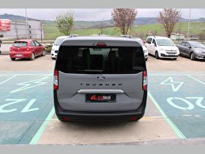 2025 Dizel Manuel Ford Tourneo Courier Gri Asal