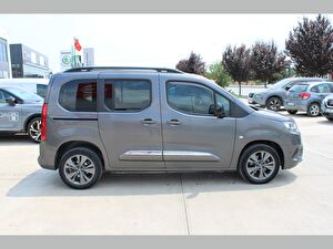 2023 Dizel Otomatik Toyota Proace City Gri Asal