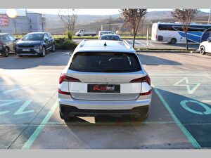 2025 Benzin Otomatik Skoda Kamiq Gri Asal