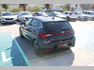 2023 Benzin Otomatik Hyundai i20 Gri Asal