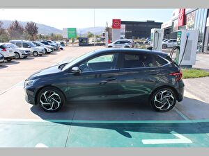 2023 Benzin Otomatik Hyundai i20 Gri Asal