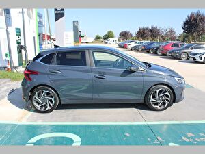 2023 Benzin Otomatik Hyundai i20 Gri Asal