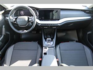 2025 Benzin Otomatik Skoda Octavia Gri Asal