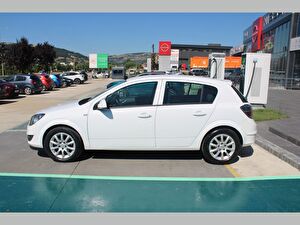2011 Dizel Otomatik Opel Astra Beyaz Asal