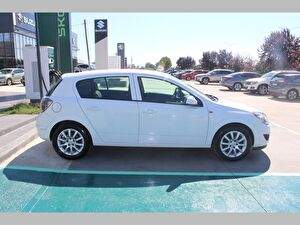 2011 Dizel Otomatik Opel Astra Beyaz Asal